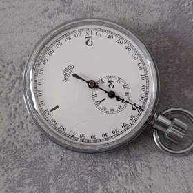 Foto inzerátu Staré vojenské stopky mikrograph Heuer - majetek voj.správy 