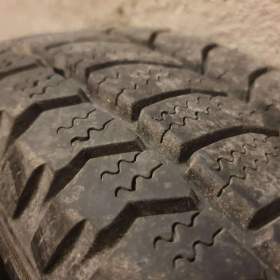 Foto inzerátu PNEU 165/70/13,MATADOR,ZIMNI,2LUSY VZOREK 5MM,OBE ZA 300KC