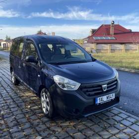Foto inzerátu Dacia Dokker: rampa pro převoz vozíčkáře