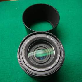 Foto inzerátu Objektiv OLYMPUS Zuiko 40-150 mm f/4-5,6 R pěkný PC: 6000 Kč