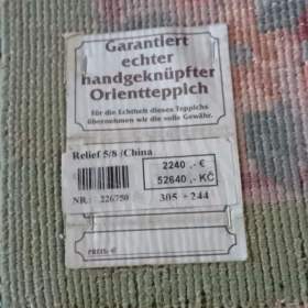 Foto inzerátu Ručně vázaný orientální koberec.