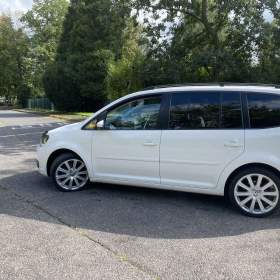 Foto inzerátu Prodám vyměním touran 1.6 TDi Rv 2011