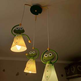 Foto inzerátu Dětský lustr FROG / Žabáci