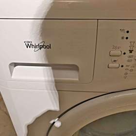 Foto inzerátu PRACKA WHIRLPOOL,BOCNI PLNENI,6KG,JAKO NOVA,A+++,1200 OT.