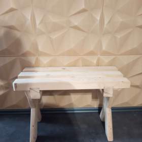 Foto inzerátu Dřevěná lavička