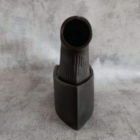 Foto inzerátu tará velká orig. atypická žehlička s komínem do sbírky