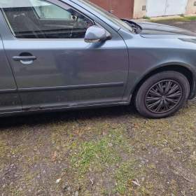 Foto inzerátu Škoda Octavia II • 2.0 TDI 103 kW (BKD) • 6st. manuál • r.v. 2005 Cena: 35 000 Kč