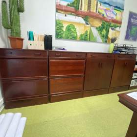 Foto inzerátu Kancelářský nábytek