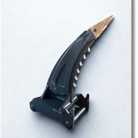 Foto inzerátu Odkořenovač  Ripper 8-11t — Volvo S45 — OUTLET