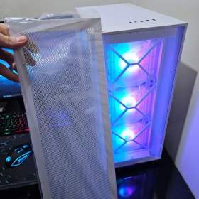 Foto inzerátu 🔥 Bílé Herní PC Ryzen 5 | RX5700XT | 16GB RAM | 1TB SSD | WiFi | ARGB | NOVÉ