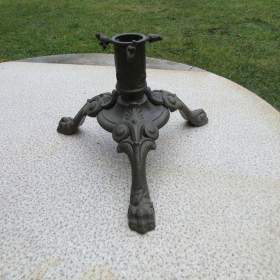 Foto inzerátu Stojan na vánoční stromek - litinový