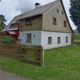 Foto inzerátu Chalupa sam.stojící 137m2 s pozemkem okolo domu 666m2