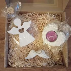 Fotka k inzerátu Set anděl+křídla+svícen / 18328176