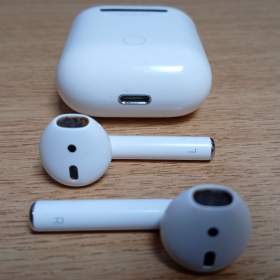 Prodám sluchátka Apple AirPods 1. gen. / 19676283