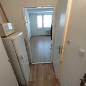 Foto inzerátu pronajmu byt 1+kk ul. Baarova 15, Ostrava Mar. Hory, 3. patro, 22 m2,