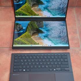 Foto inzerátu ASUS Zenbook Duo i9/16GB/SSD 1TB/záruka