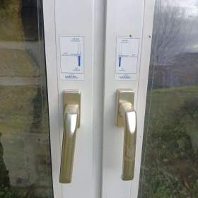 Fotka k inzerátu Plastové okna  / 18612665