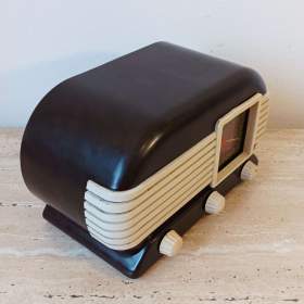 Foto inzerátu Originální bytový doplněk - starožitné rádio Talisman, top stav, plně funkční