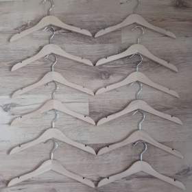 Fotka k inzerátu Ramínka na oblečení / 19237541