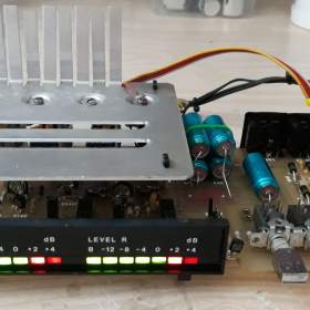 Prodám funkční zesilovač do rmg Tesla Condoru. / 19676737