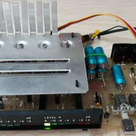 Foto inzerátu Prodám funkční zesilovač do rmg Tesla Condoru.