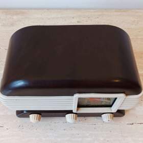 Foto inzerátu Starožitné rádio Tesla Talisman 307U po kompletní renovaci, top-top stav, plně funkční