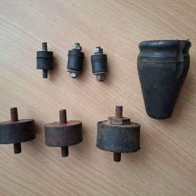 Foto inzerátu Silentbloky + doraz zadní nápravy - Škoda Spartak, Octavia, Felicia?