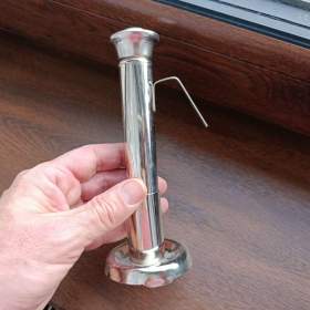 Fotka k inzerátu Starý ohřívač na pivo ve stojánku / 18607489