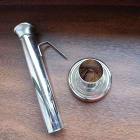 Foto inzerátu Starý ohřívač na pivo ve stojánku