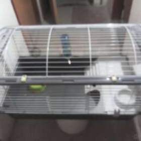 Foto inzerátu Klec s vybavením.