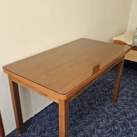 Fotka k inzerátu Jídelní stůl masív pevný-  Havířov  / 16965690