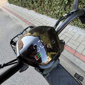 Foto inzerátu VÁNOČNÍ SLEVA! NOVÝ elektrický skútr 350 W - ideální vánoční dárek.