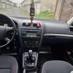 Foto inzerátu 🚗 Škoda Octavia II 2.0 TDI 103 kW BKD | Kombi | Spolehlivá | STK 08/2026 | Ostrava