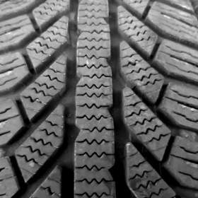 Sada pěkných zimních pneu 165/60 R15 Semperit / 19682533