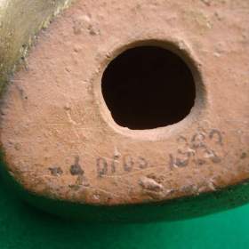 Foto inzerátu Retro socha soška dívka v šátku zlatá styl Brusel 1963 pěkná