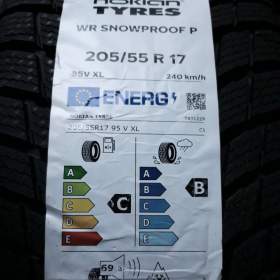 Foto inzerátu Sada nových zimních pneu 205/55 R17 Nokian