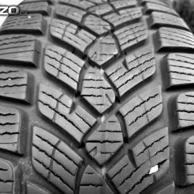 Foto inzerátu Sady téměř nových zimních pneu 205/55 R17: