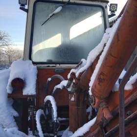 Foto inzerátu Traktor bagr Bělorus 