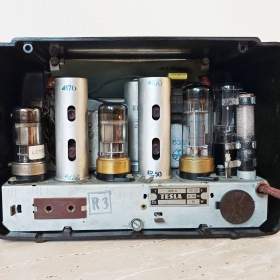 Foto inzerátu Krásný bytový doplněk - starožitné rádio Tesla Talisman 305U