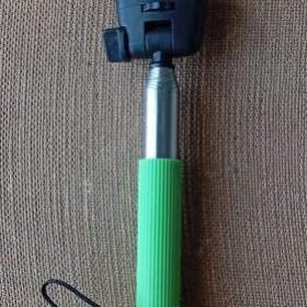 Fotka k inzerátu Selfie tyč / 10647639