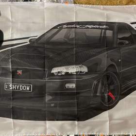 39 -  Banner -  vlajka Nissan Skyline R34 -  černý 90x150 cm / 19687508