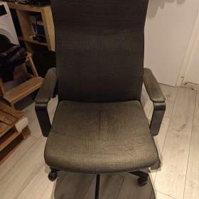 Otočné křeslo / 19691678