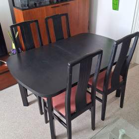 Fotka k inzerátu Rozkládací jídelní stůl z masivu 140x90cm/200x90cm / 19630540