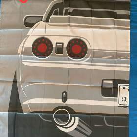 64 -  Banner -  vlajka Nissan Skyline R32 bílá -  půlka zadku 90x150 / 19692125