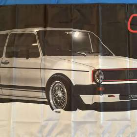 96 -  Banner -  vlajka VW Golf 1 -  bílé GTI -  červená linka na masce 90x150 / 19705032