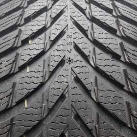 2ks nových zimních pneu 235/50 R20 Nokian / 19709532