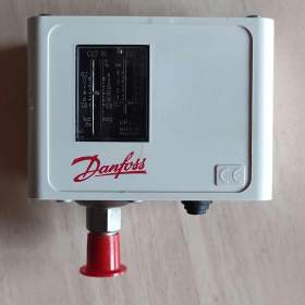 Tlakový spínač Danfoss KP 1 / 19715550