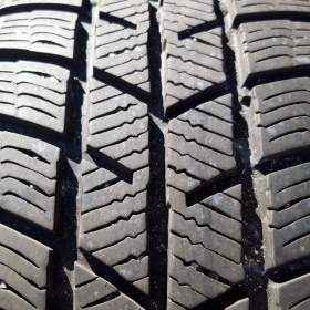 Sada nebo 2ks zimních pneu 205/55 R16: / 19715864