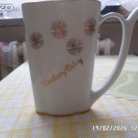 Foto inzerátu Starý porcelán za babku