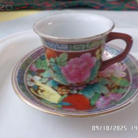 Foto inzerátu Starý porcelán za babku